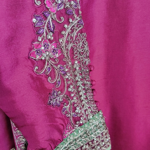 Pakistani shalwar kameez - Picture 3 of 8